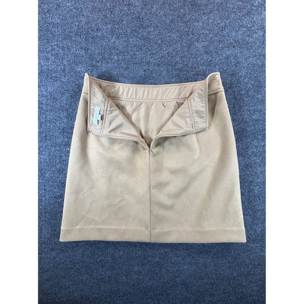 Loft Tan Faux Suede A-Line Mini Skirt Womens Size 4 Camel Front Pockets Zip Back - Picture 8 of 10